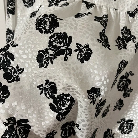 Lane Bryant Blouse Woman’s Plus Size - Picture 4 of 5